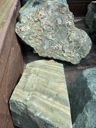 Ландшафтные глыбы зелёные 200-500 килограмм купить в Оренбургской области