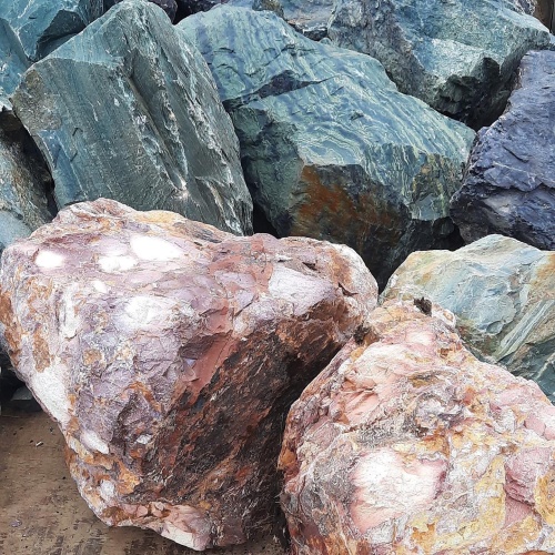 Ландшафтные глыбы красно-фиолетовые 200-1000 килограмм купить в Оренбургской области