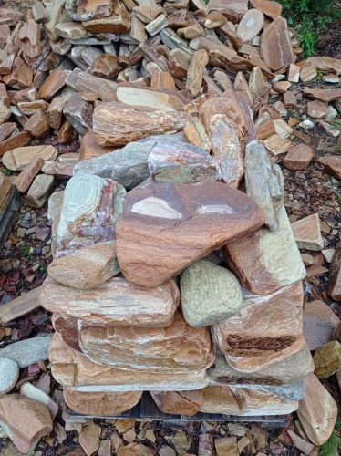 Златолит жёлтый, жёлто-зелёный глыбки и валуны для ланшафтного дизайна купить в Оренбургской области