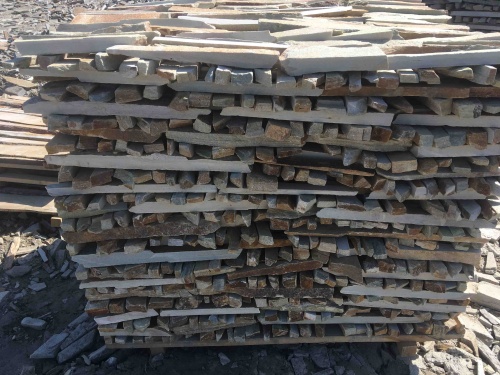 Горбушка златолит золотистый для облицовки купить в Оренбургской области