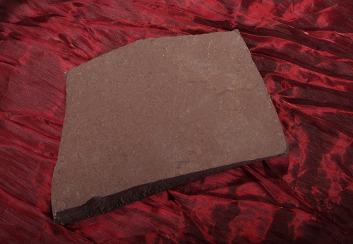 Плитняк лемезит бордовый для цоколя 1,5-2 см купить в Оренбургской области