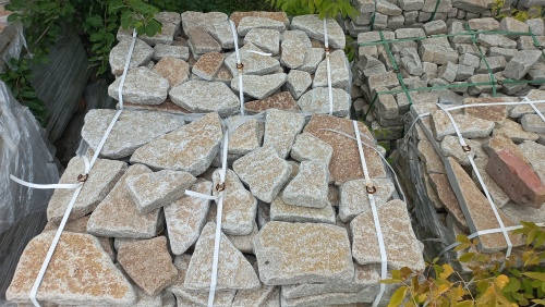 Гранитный плитняк галтованный для парковки купить в Оренбургской области