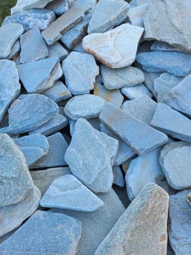 Плитняк златолит зелёный галтованный для цоколя купить в Оренбургской области